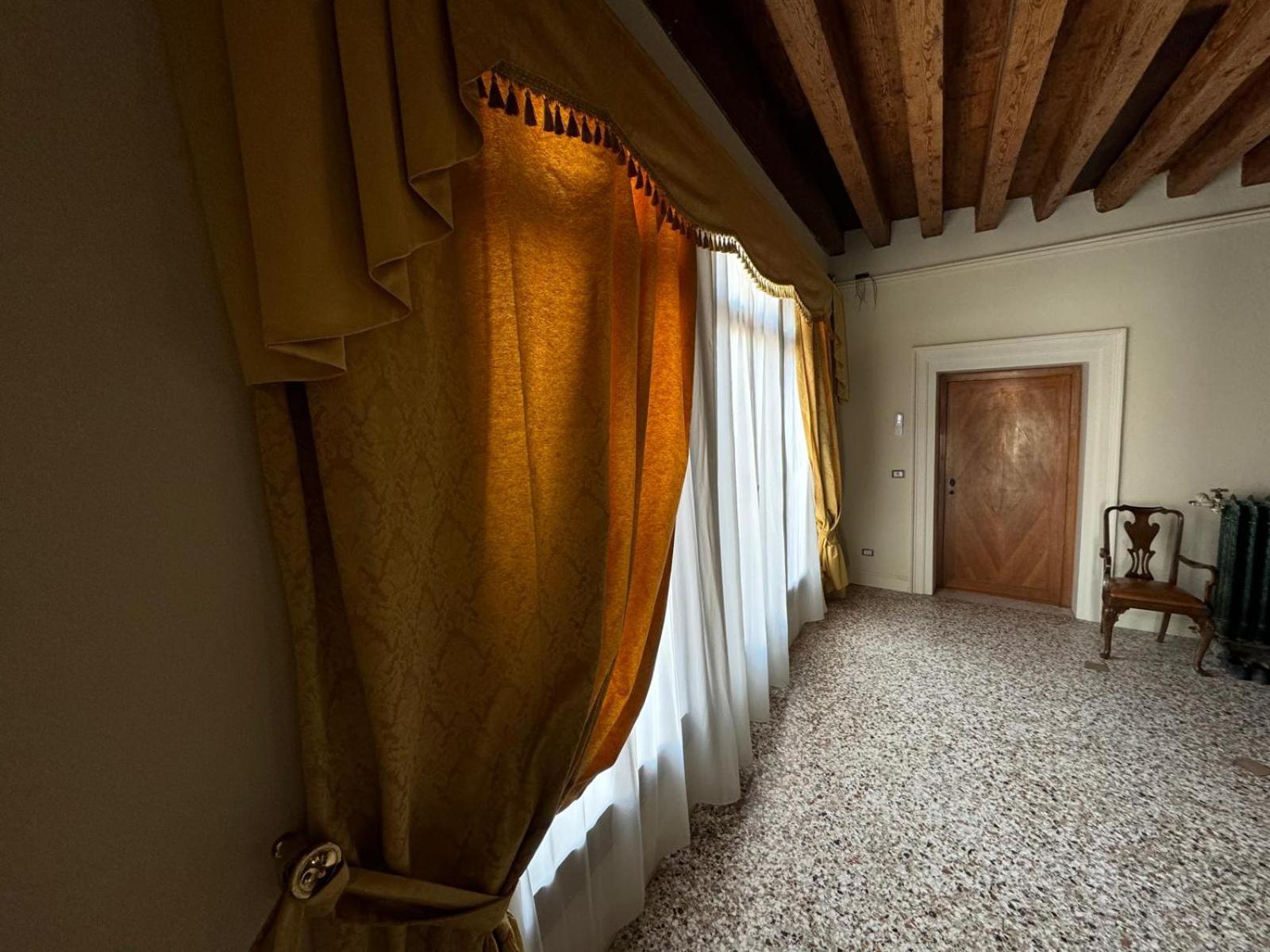Palazzo Titti Rialto Suites ヴェネツィア エクステリア 写真