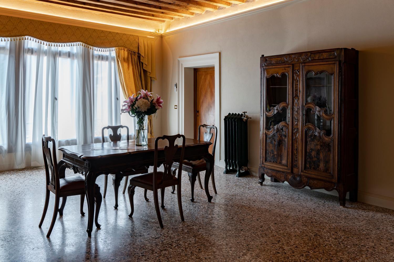 Palazzo Titti Rialto Suites ヴェネツィア エクステリア 写真