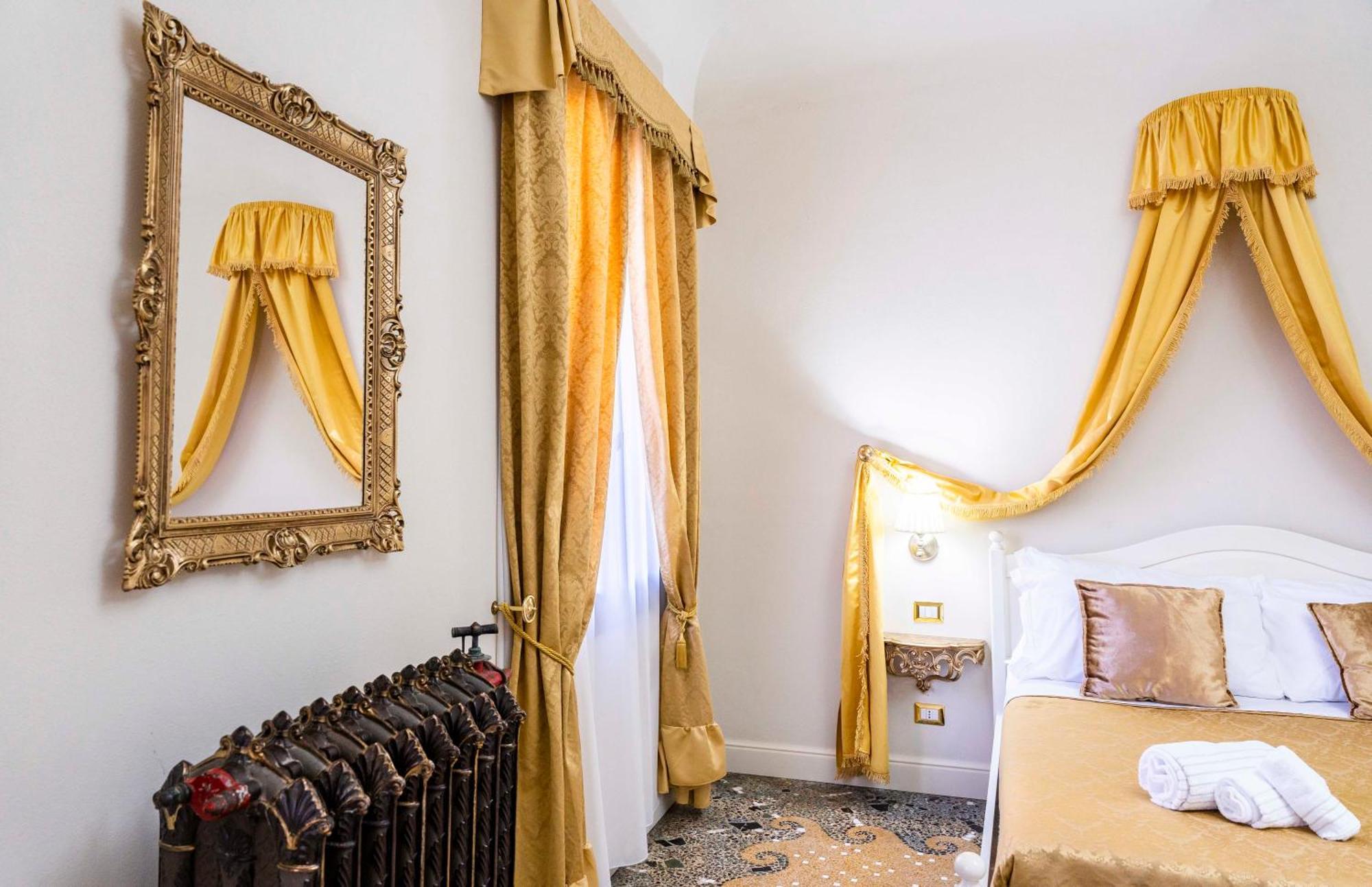 Palazzo Titti Rialto Suites ヴェネツィア エクステリア 写真
